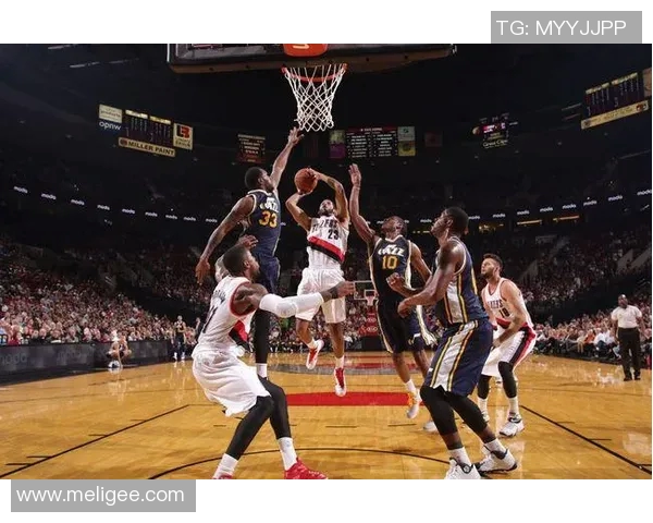 2018年黄蜂与开拓者精彩对决回顾及赛季表现分析