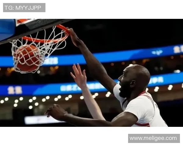 CBA焦点对决浙江稠州迎战首钢争夺季后赛席位的关键战役